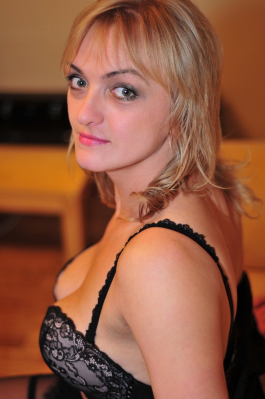 Сексуальная кошечка с сочными формами и чувственными губками приглашает на незабываемую встречу. Я готова исполнить все ваши эротические мечты и фантазии. 28470, 33 года