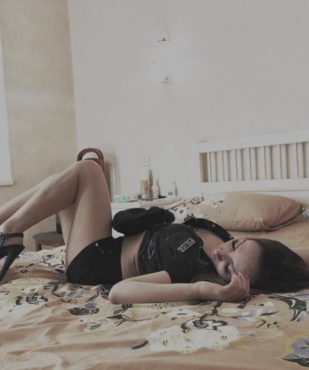 Моя нежная кожа и соблазнительные формы гарантируют тебе незабываемое удовольствие. Я готова осуществить все твои фантазии, открывая новые горизонты нашим встречам. Полное удовлетворение - вот моя главная цель! У меня шикарное портфолио с фото и положительными отзывами, чтобы ты убедился в моей красоте. Если ты ищешь качественный отдых, моя мягкая натура и опыт позволят нам наслаждаться каждой секундой нашего времяпрепровождения. Давай создадим эротический эмоциональный фейерверк, и погрузимся в мир удовольствия, который только мы двое сможем насладиться. Жду твоего звоночка, мой красавчик. 💋 6513, 31 год